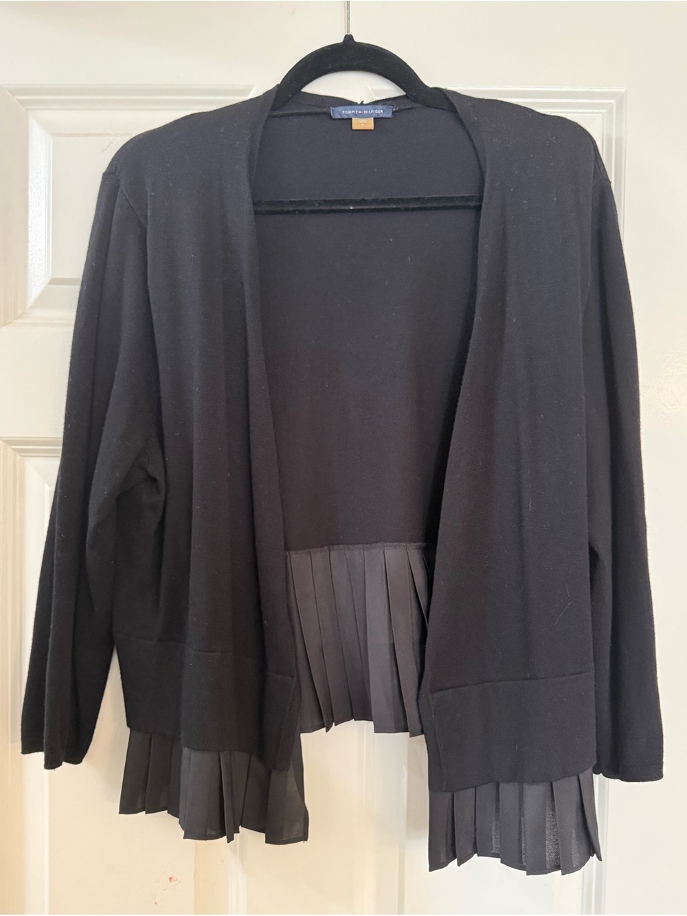 Tommy Hilfiger Black Open-Front Sweater Cardigan with Pleated Hem